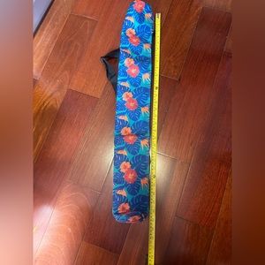 New insulated Cutwater bag for can sodas, beers..no tags but it’s brand new.